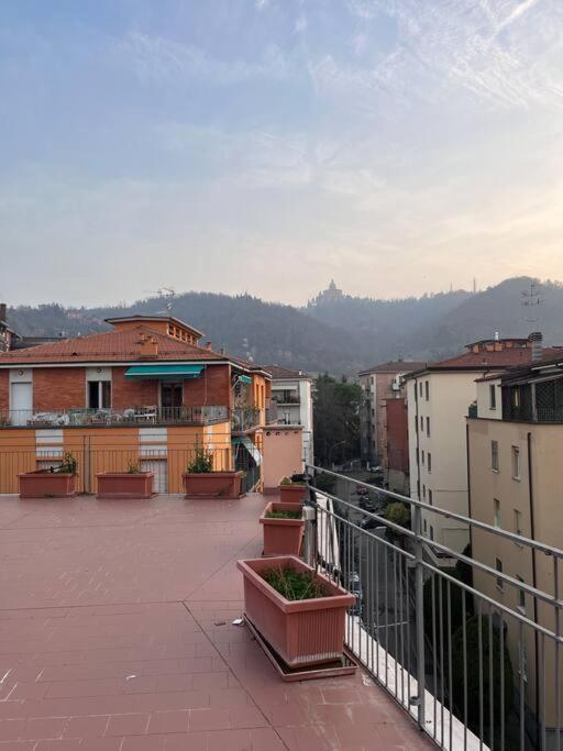Апартаменты Attico Vista San Luca Болонья Экстерьер фото
