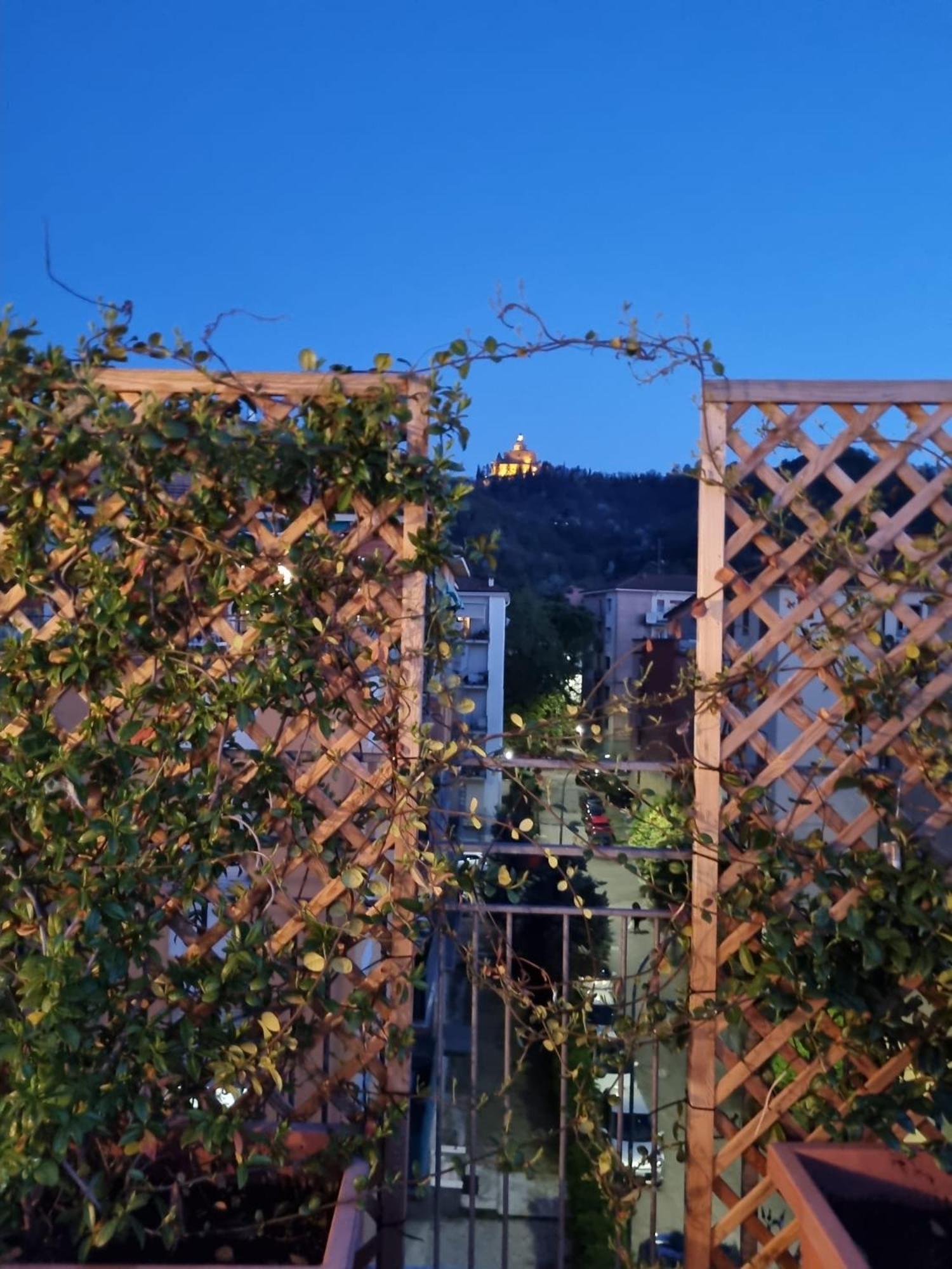Апартаменты Attico Vista San Luca Болонья Экстерьер фото